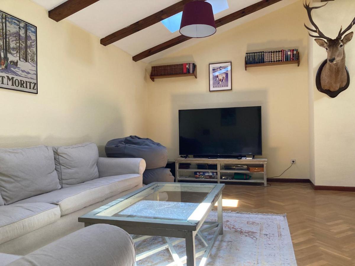 Los Cedros, Gran Chalet Con Piscina Y Apartamento En Navacerrada Exterior foto